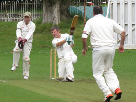Saturday 29th August. Good day for Stirling brothers in Third XI win