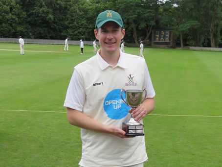 Jimmy Dixon collects John Lonsdale Trophy