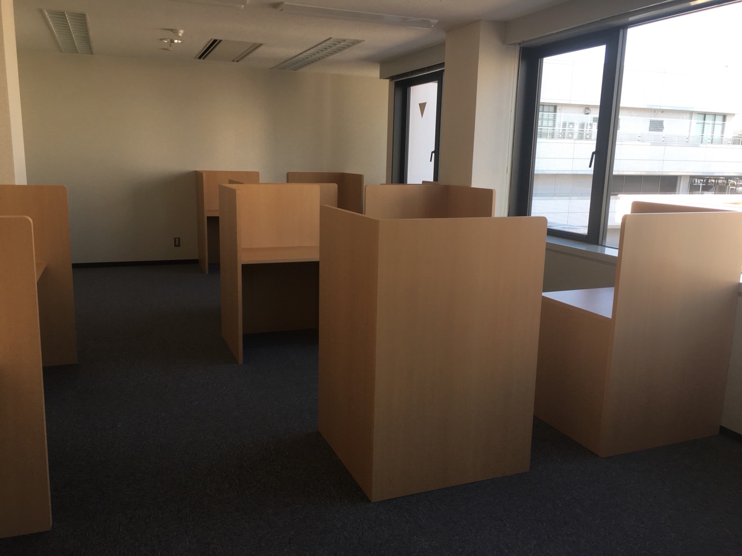 京都コーヨー 什器施工例 教室内装 浜学園草津校様