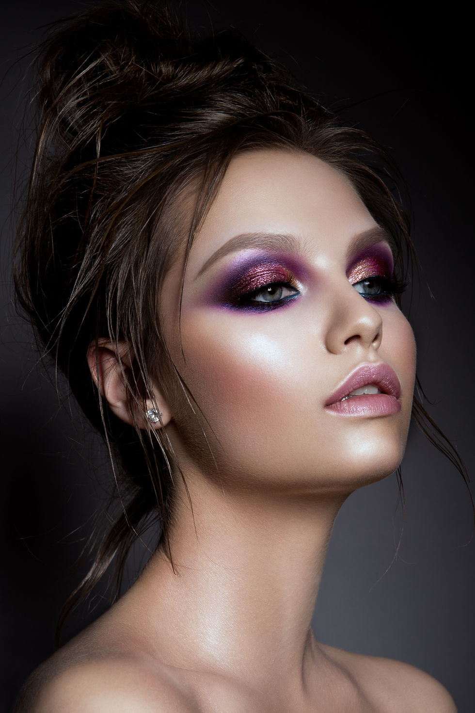 beautiful-woman-with-professional-make-up
