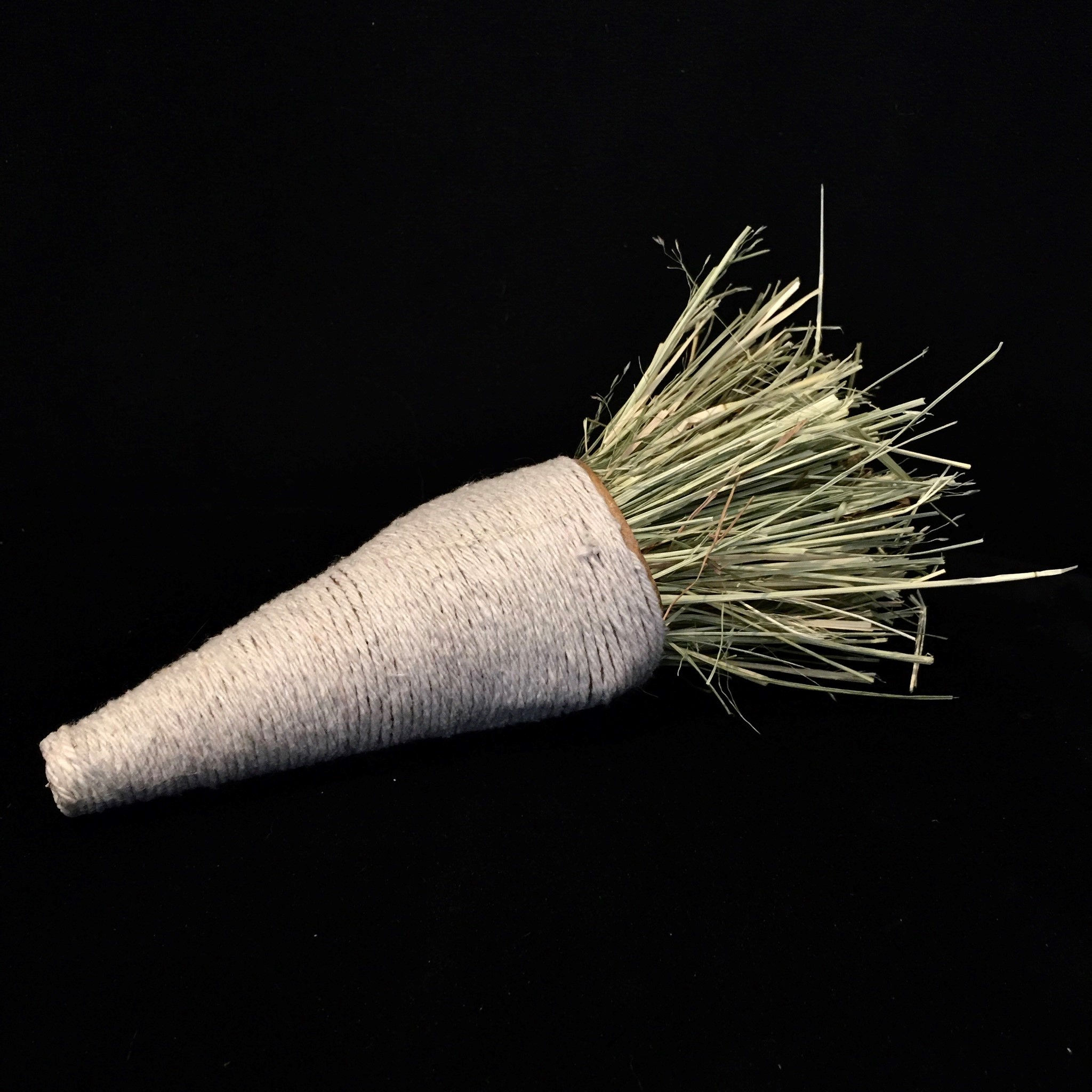 Carrot Hay Holder