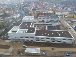 Pokroky na VIA škole: Ani deštivé počasí nás nezastaví