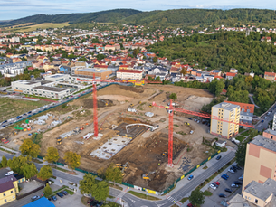 TIBA Beroun: Probíhá betonáž základové desky první etapy
