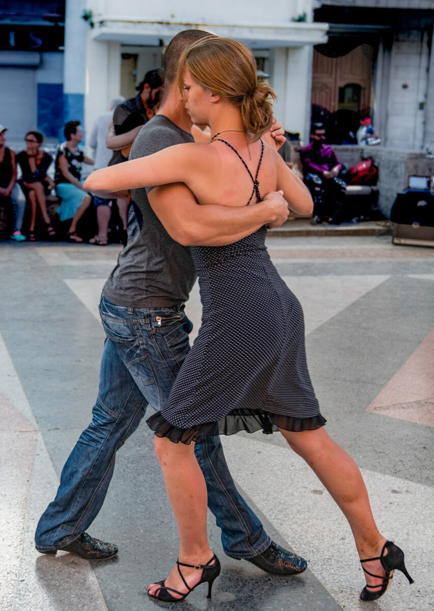 Tango - Sunday Afternoon on the Prada - Havana