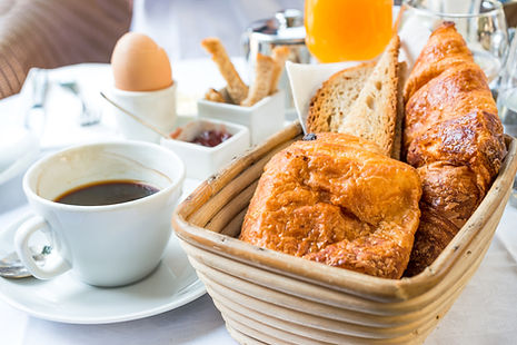 Petit déjeuner continental