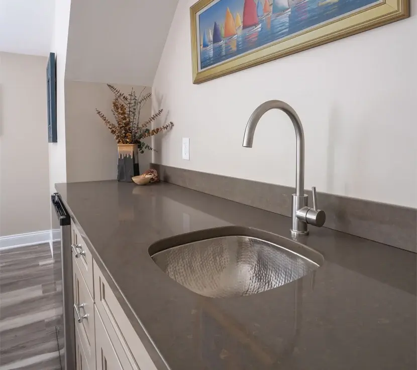 DSC01670-V1 830x735.jpg