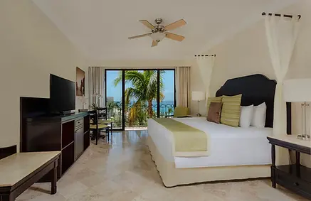 Preferred Club One Bedroom Suite Ocean View & Preferred Club Junior Suite Ocean View.webp