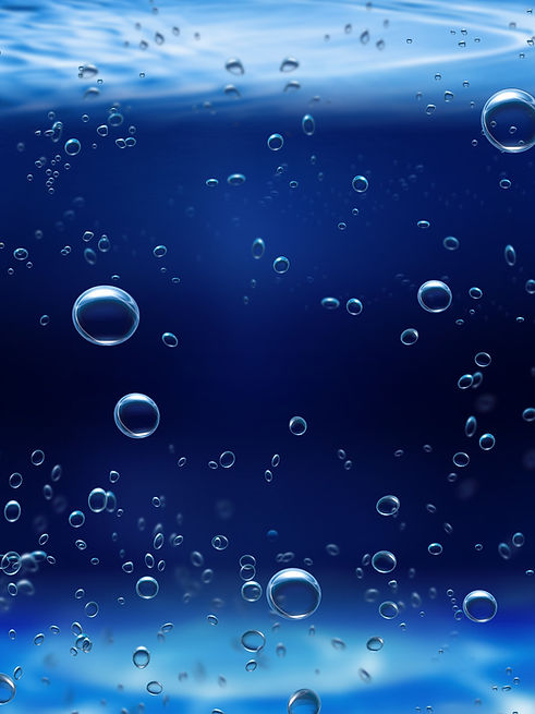 bubbles underwater 13_edited.jpg