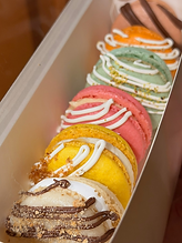 macaroonassortment_edited.png