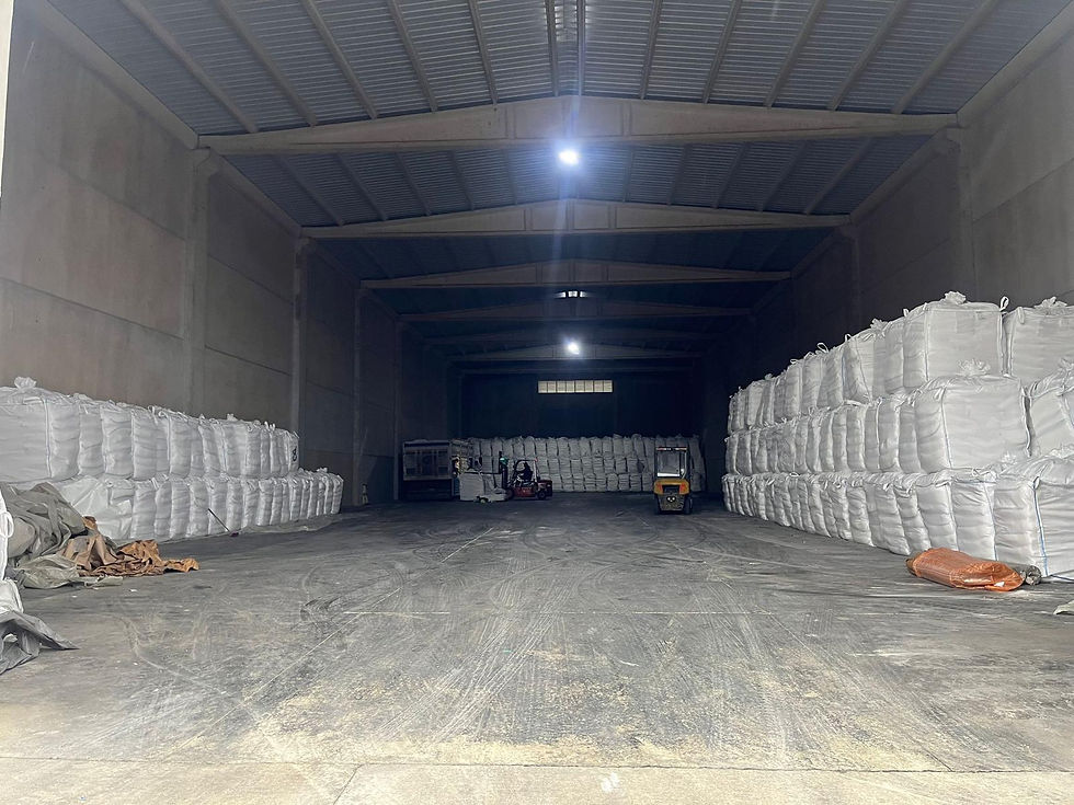 High capacity warehouse storage of bulk flour in durable jumbo bags, ensuring safe handling, quality preservation, and efficient large-scale distribution.
