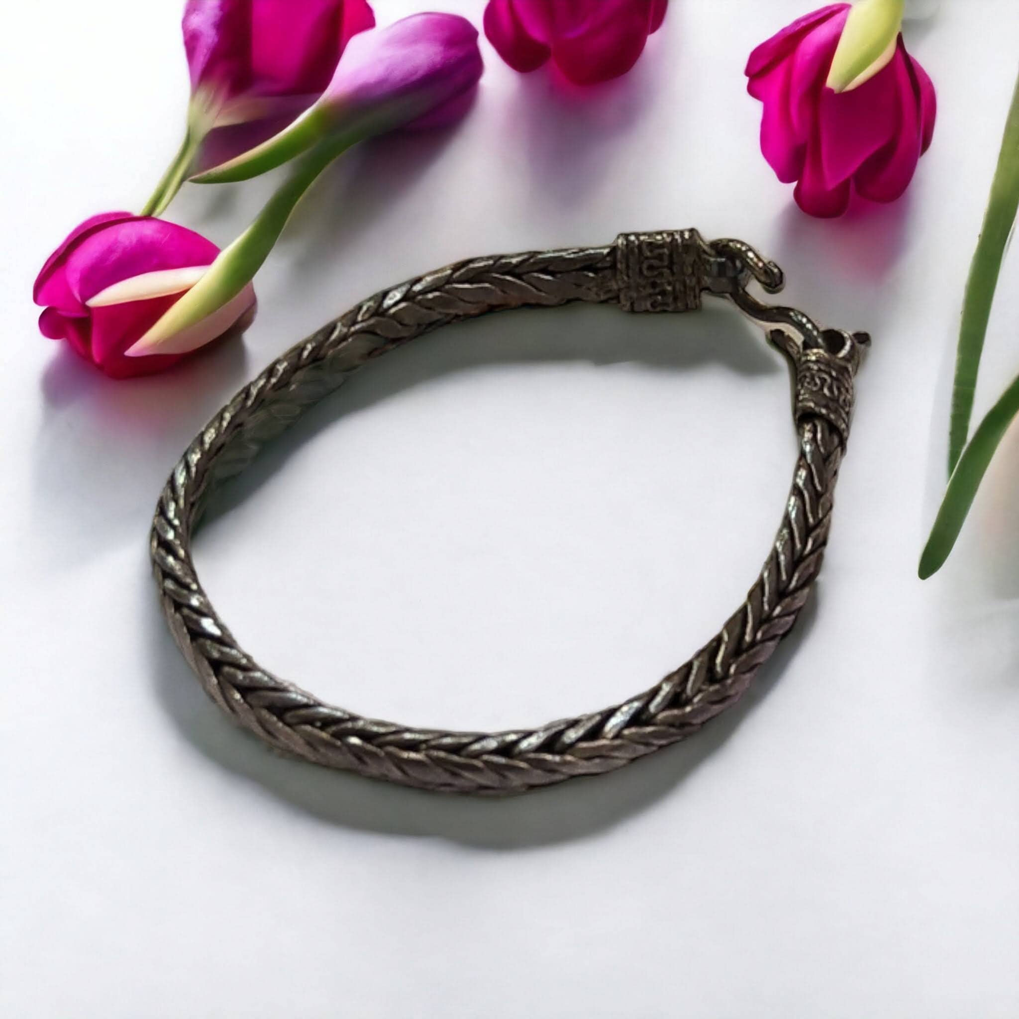 Silver foxtail design bracelet