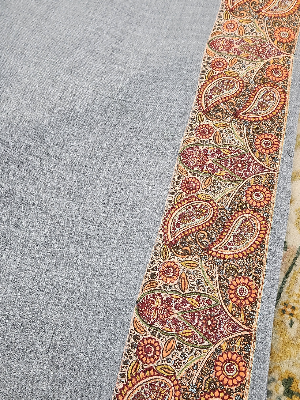 Emroidery Border Shawl