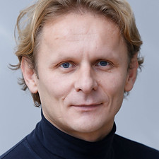 ivan-dikic.jpg