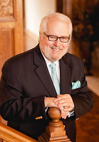 49049223_10156865452192456_2345581137557