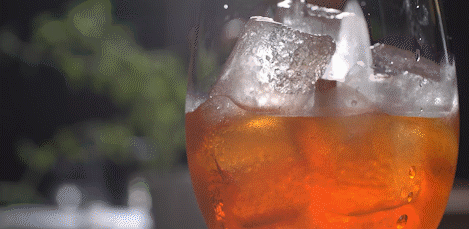 GIF_Hora_Feliz_01.gif