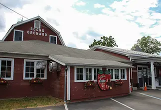 SOONS ORCHARDS exterior red barn