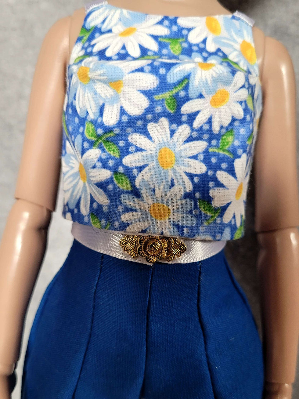 Thumbnail: Sunshine Lady - Summer Set 