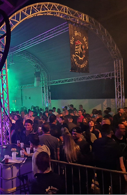 Stand Pit-Bull Band Courrendlin.png