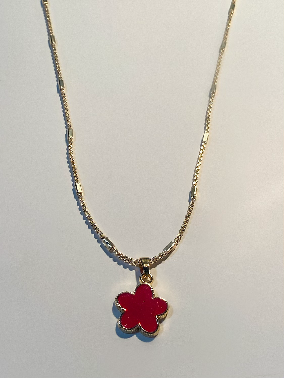 Alhambra flower Necklace