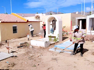 Intensifican limpieza y mantenimiento en panteones de Los Cabos previo al Día de las Madres