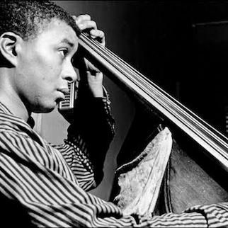 Paul Chambers, el cimiento ritmico del primer gran quinteto de Miles Davis.