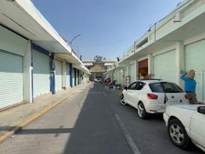 Después de cuatro décadas, Ricardo Moreno renueva el Pasaje Curi para impulsar el comercio local