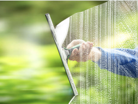 Les Meilleures Marques d’Outils de Nettoyage pour les Vitres : Le Guide Complet