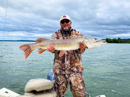 trophy-northern-pike-canada-41-inch-Rick-Newton