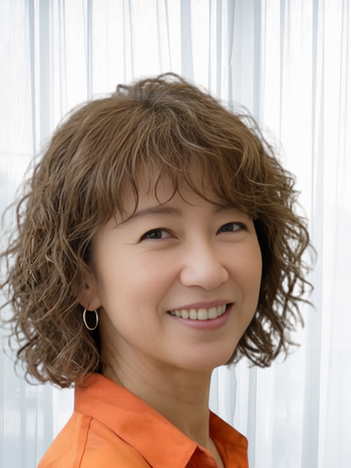 くせ毛ウェーブヘア、神戸市北区50代女性
