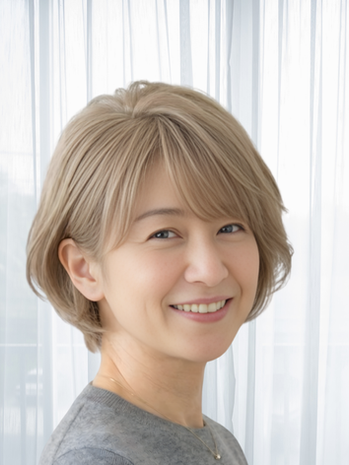 フェミニンなショートボブ、大阪市40代女性