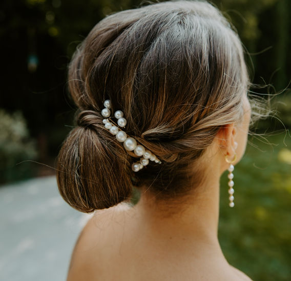 Idaho hair and makeup artist, Idaho bridal hair and makeup artist, natural makeup, glowy makeup, bridal hair, wedding hair, wedding makeup, makeup, hair, Hollywood waves, updos, clean bun, buns, half up half down down styles