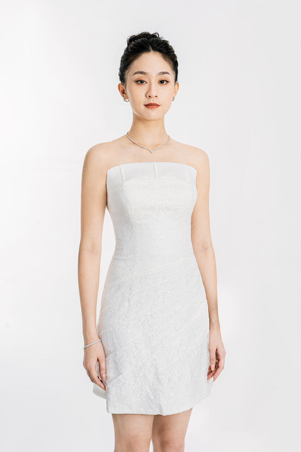 縮圖：Soft Lace Side Pleat Mini Dress with Visible Bust Corset