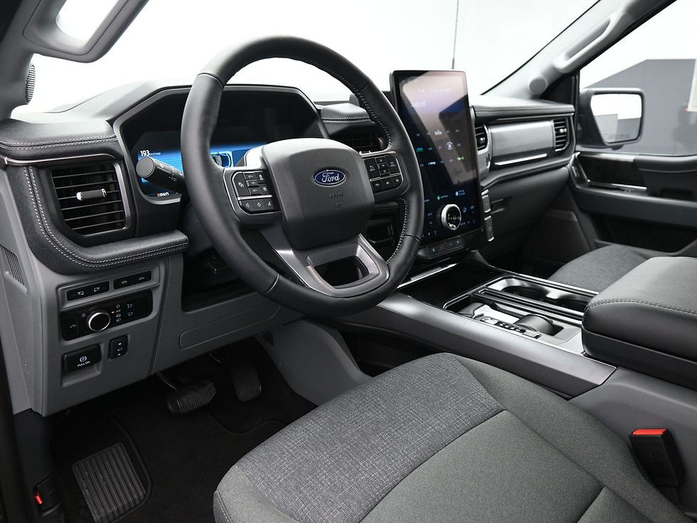 섬네일: 2025 F-150 라이트닝 Flash