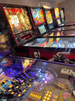 Picture of 6 pinball machines