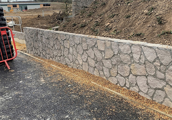 Mathios Stone Fieldstone Slim Kentish Ragstone Cladding on Landscaping Wall 3.jpeg
