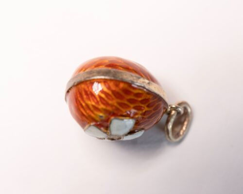 Thumbnail: Antique Fabergé Egg Pendent in 14K Gold with a Cross Guilloche Enamel