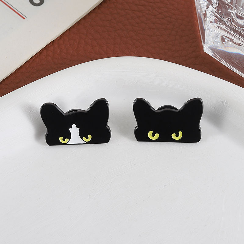 Cartoon Black Peeping Cat Enamel Pin