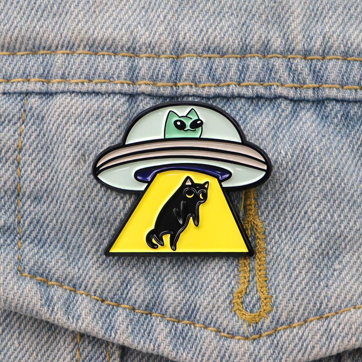 UFO Alien & Black Cat Enamel Pin