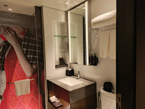 Radisson Red Cebu Superior Room