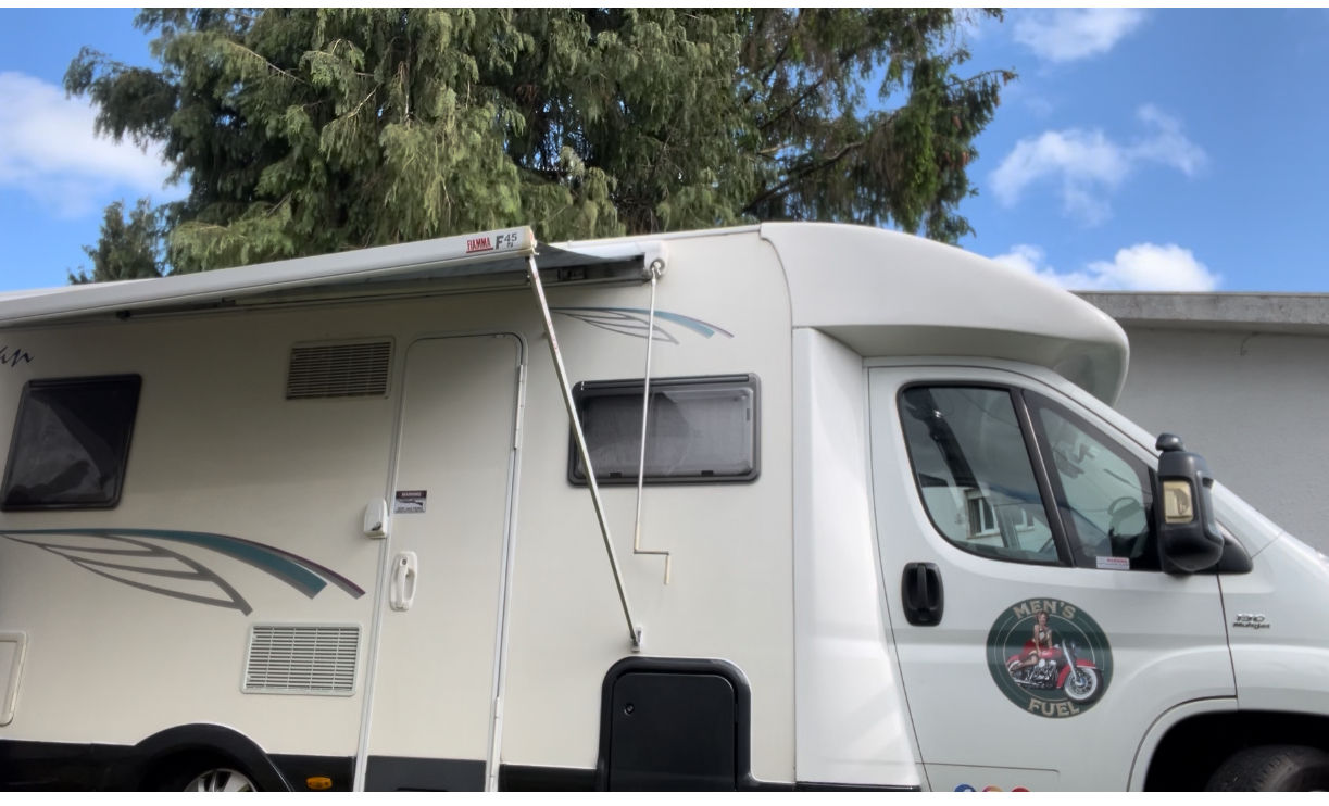 Suporte de toldo ​​​​​​​Em Alumínio para toldos Fiamma