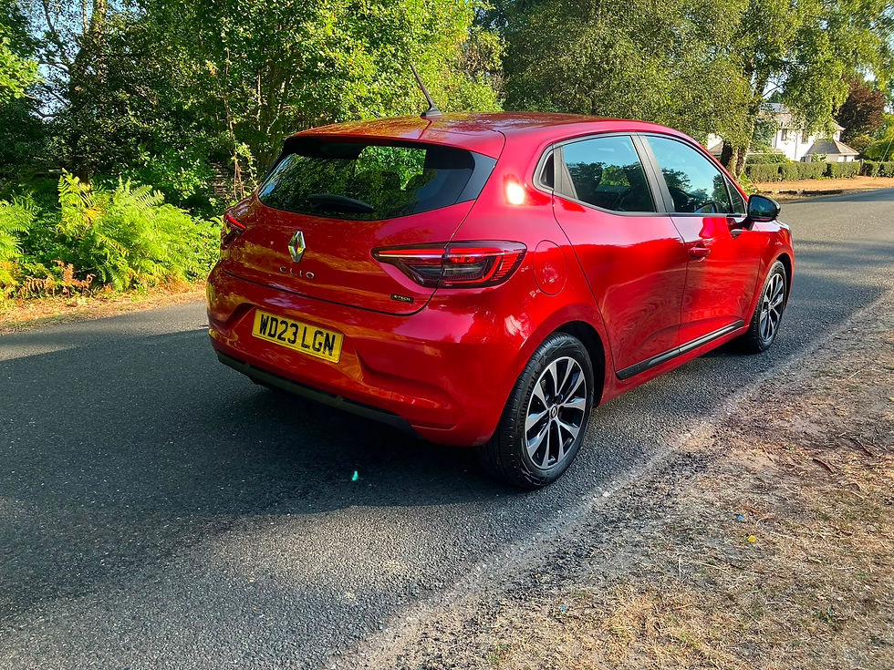 Miniatura: Renault Clio Auto 2023