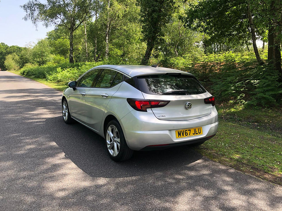 Miniatura: Vauxhall Astra  Manual 2017