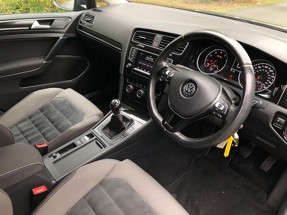 Miniatura: VW GOLF GT TSI
