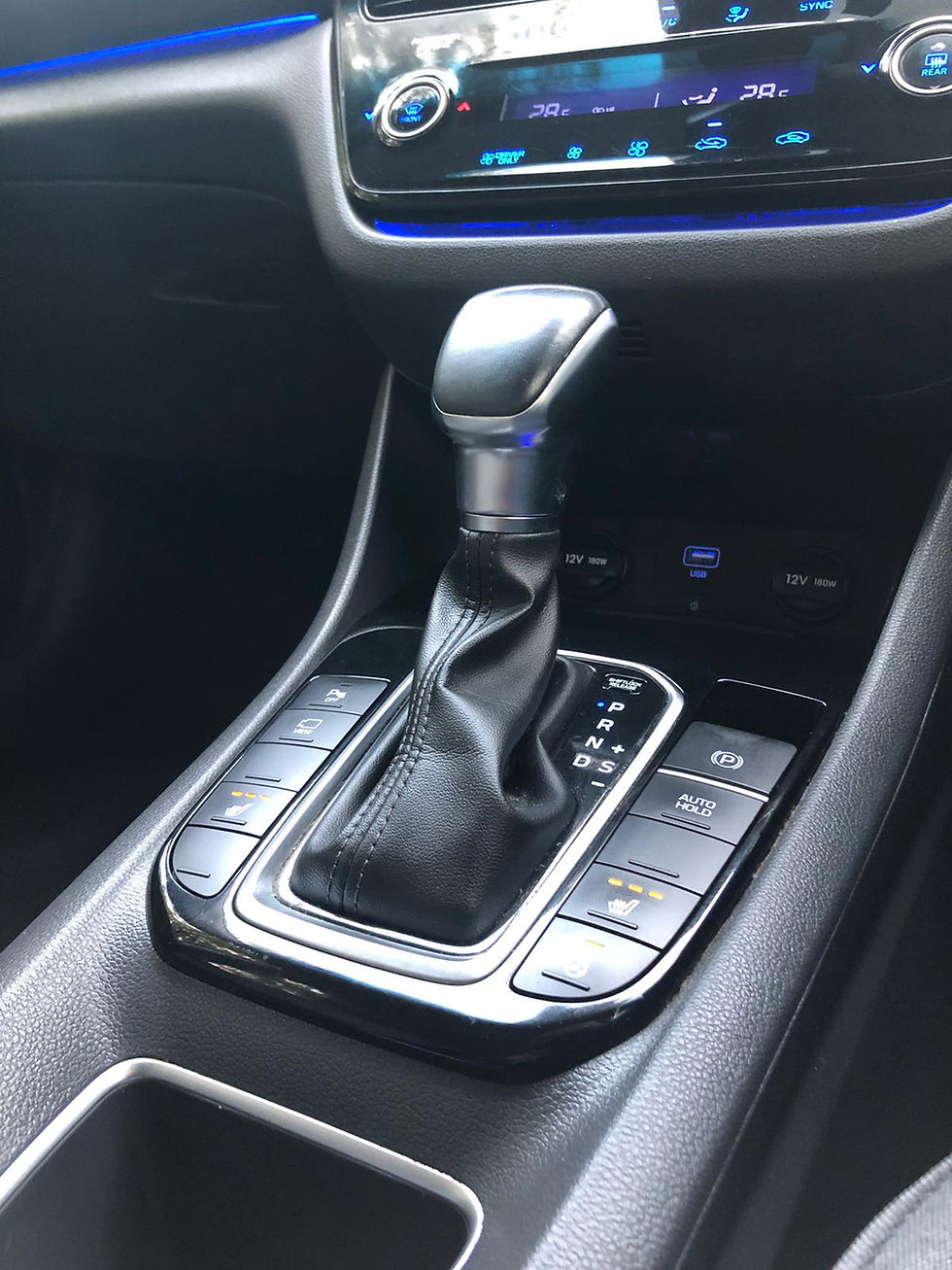 Miniatura: HYUNDAI IONIC PREMIUM