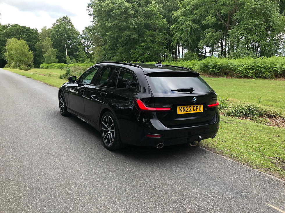 Miniatura: BMW 330e Auto 2022