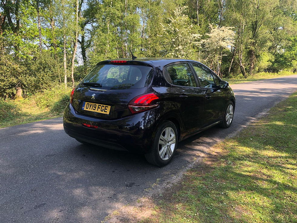 Miniatura: PEUGEOT 208