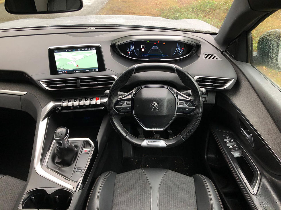 Miniatura: PEUGEOT 5008 GT LINE