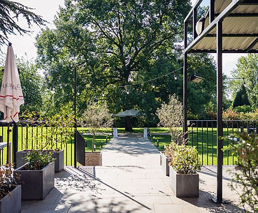 winstanlry house gardens.jpg