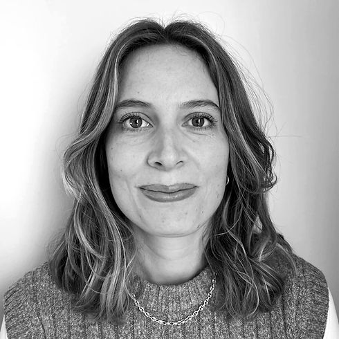 Alice headshot_edited_edited.jpg