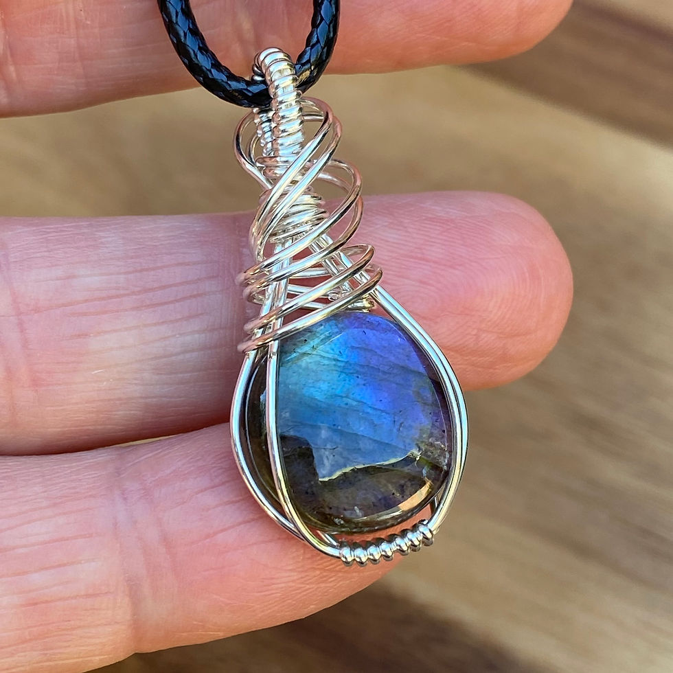 Thumbnail: Blue Labradorite Pendant